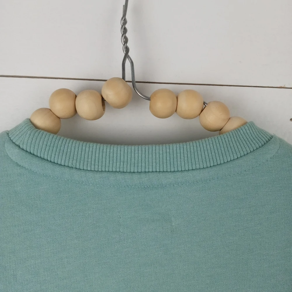 Gymboree girls size 2T mint ruffle crewneck elastic hem long sleeve top